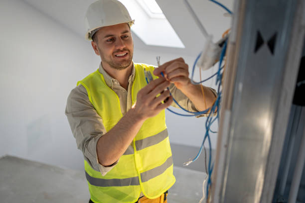  Elk Grove Vlage, IL Electrician Pros